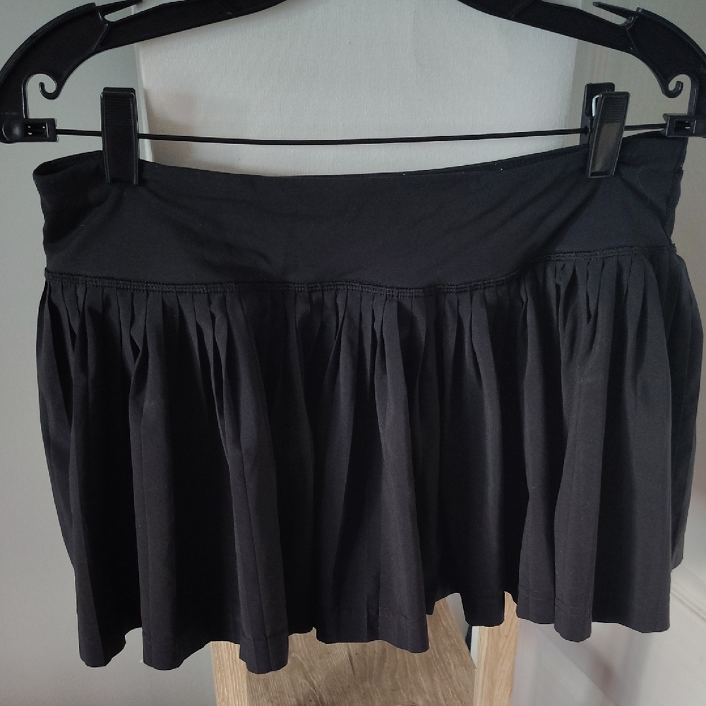 Lululemon Athletica Black Mini Skirt